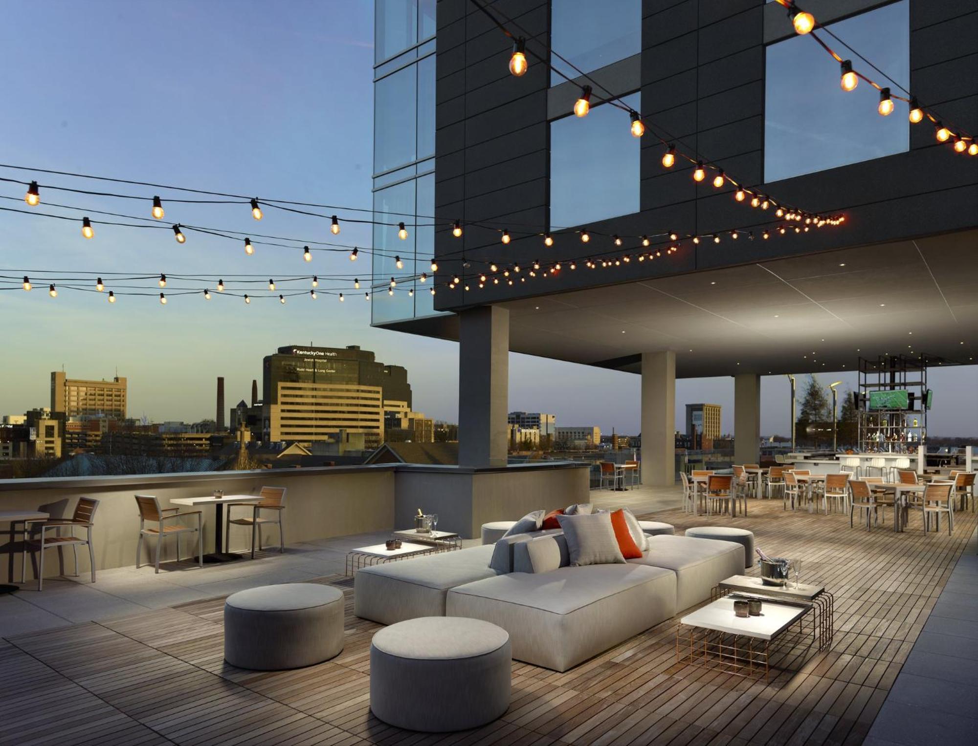 Omni Louisville Hotel Exterior photo