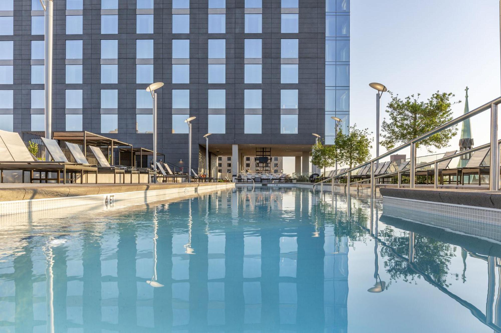 Omni Louisville Hotel Exterior photo